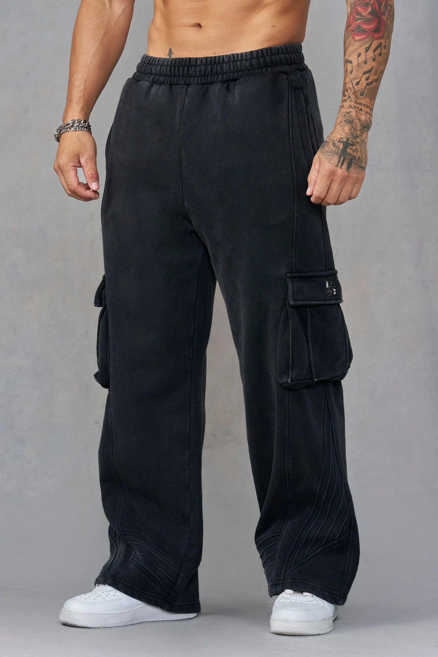 2131 - Batman Armored Sweats Black