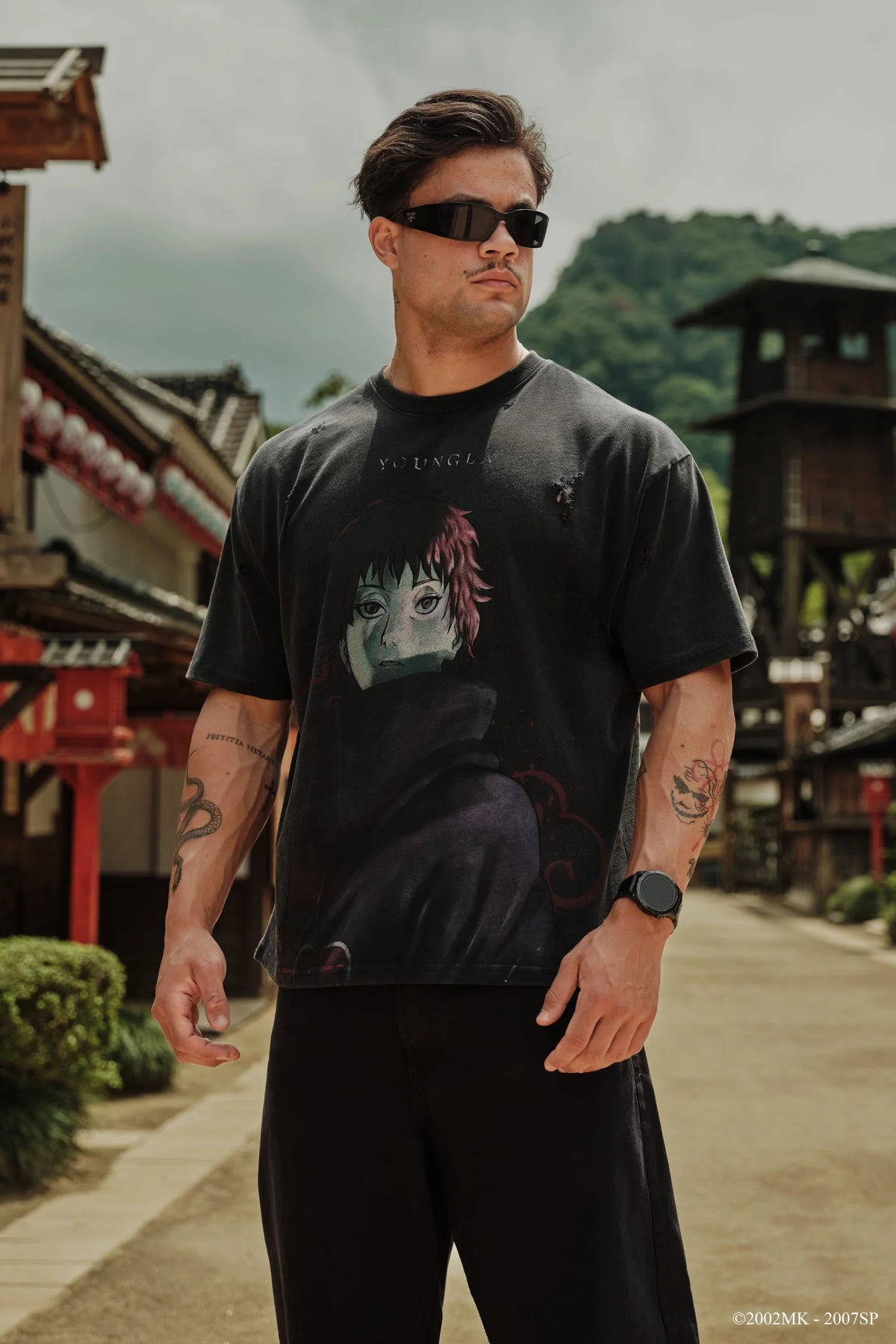 4318 - Naruto Distressed Tees-Sasori