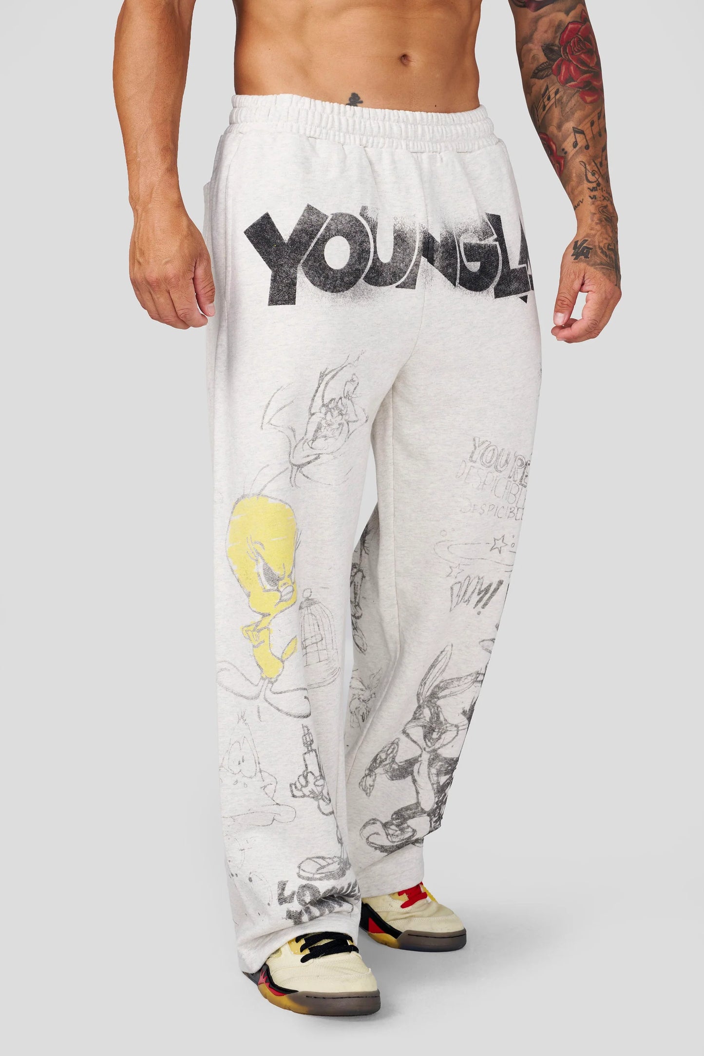 2183 - Looney Tunes Squad Sweats