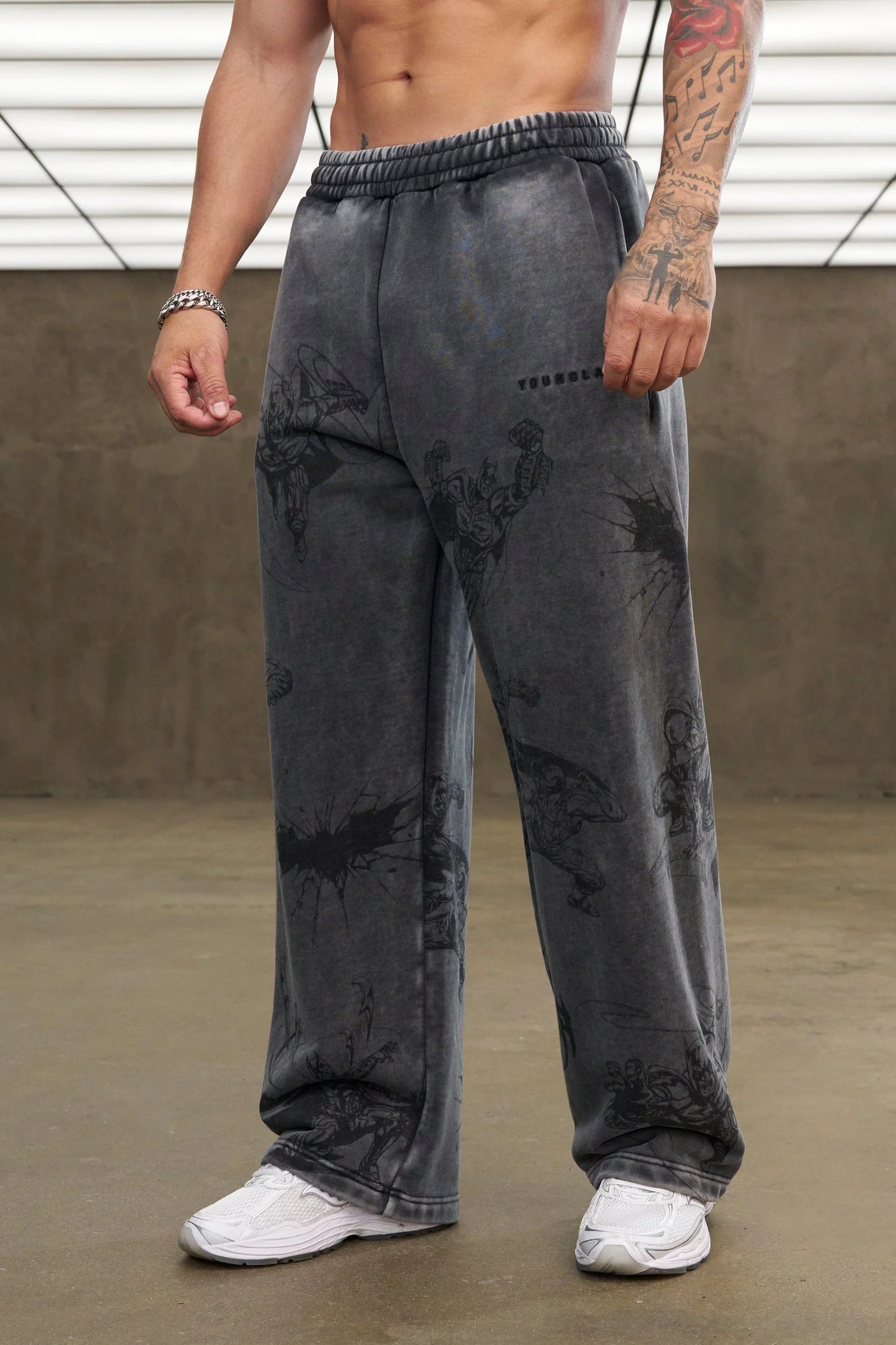2158 - Batman Legends Joggers Action