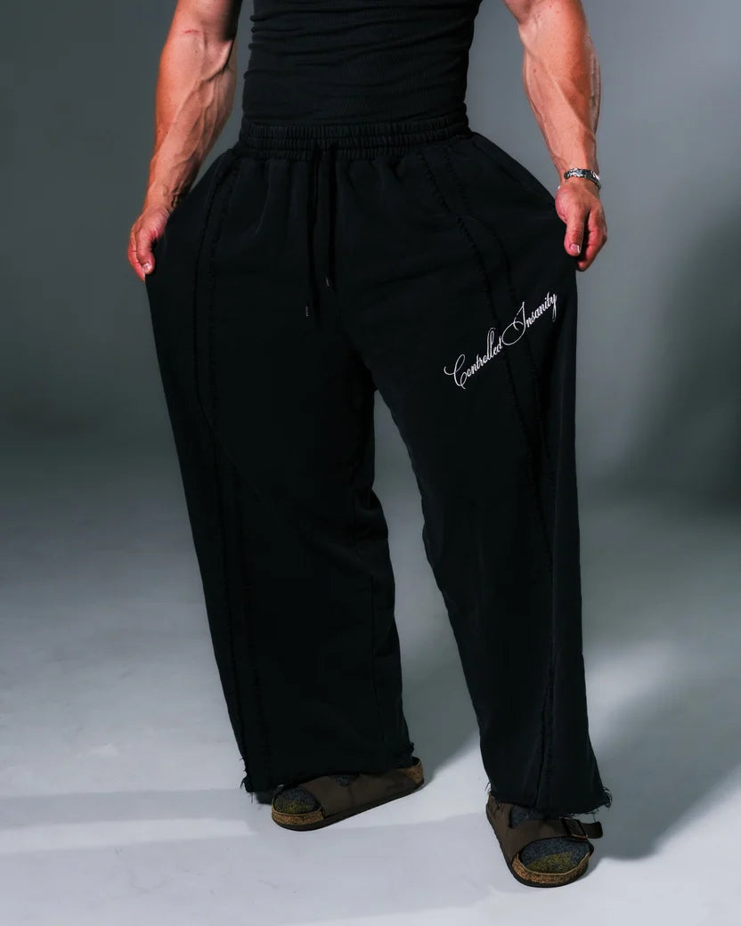 Signature Wideleg Sweats Black