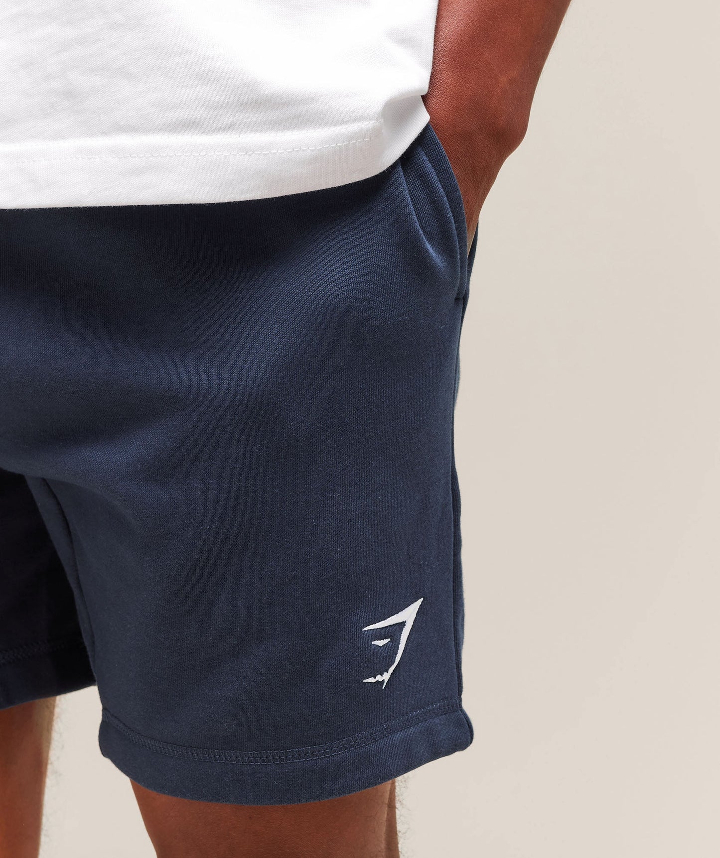 Crest 7" Shorts Navy