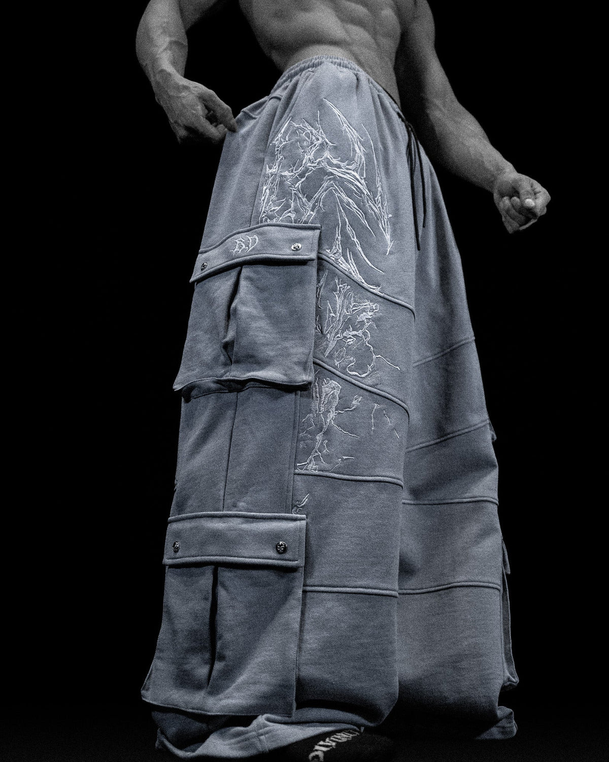 937 Embroidered Tactical Oversized Uncuffed Cargos [GUN METAL]AGJ1