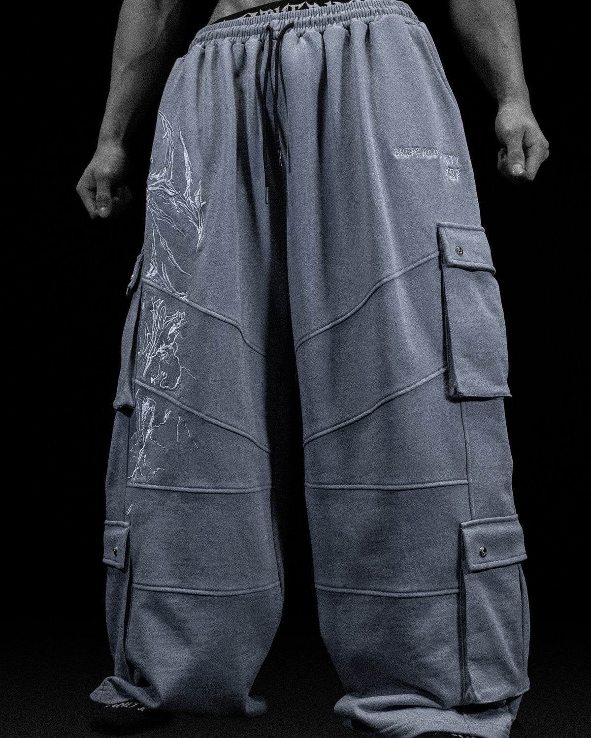 937 Embroidered Tactical Oversized Uncuffed Cargos [GUN METAL]AGJ1