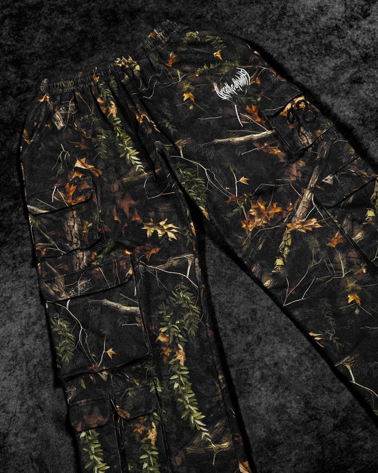Camo Oversized Luxury Cargos [OVERGROWTH CAMO]JLJ1