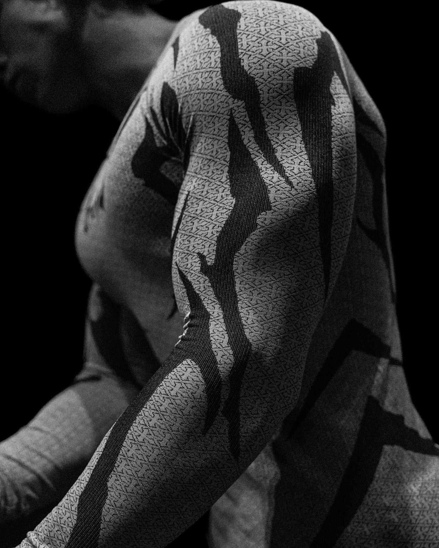 Doom Tech™ Armored Longsleeve Compression [DIVINE WHITE]
