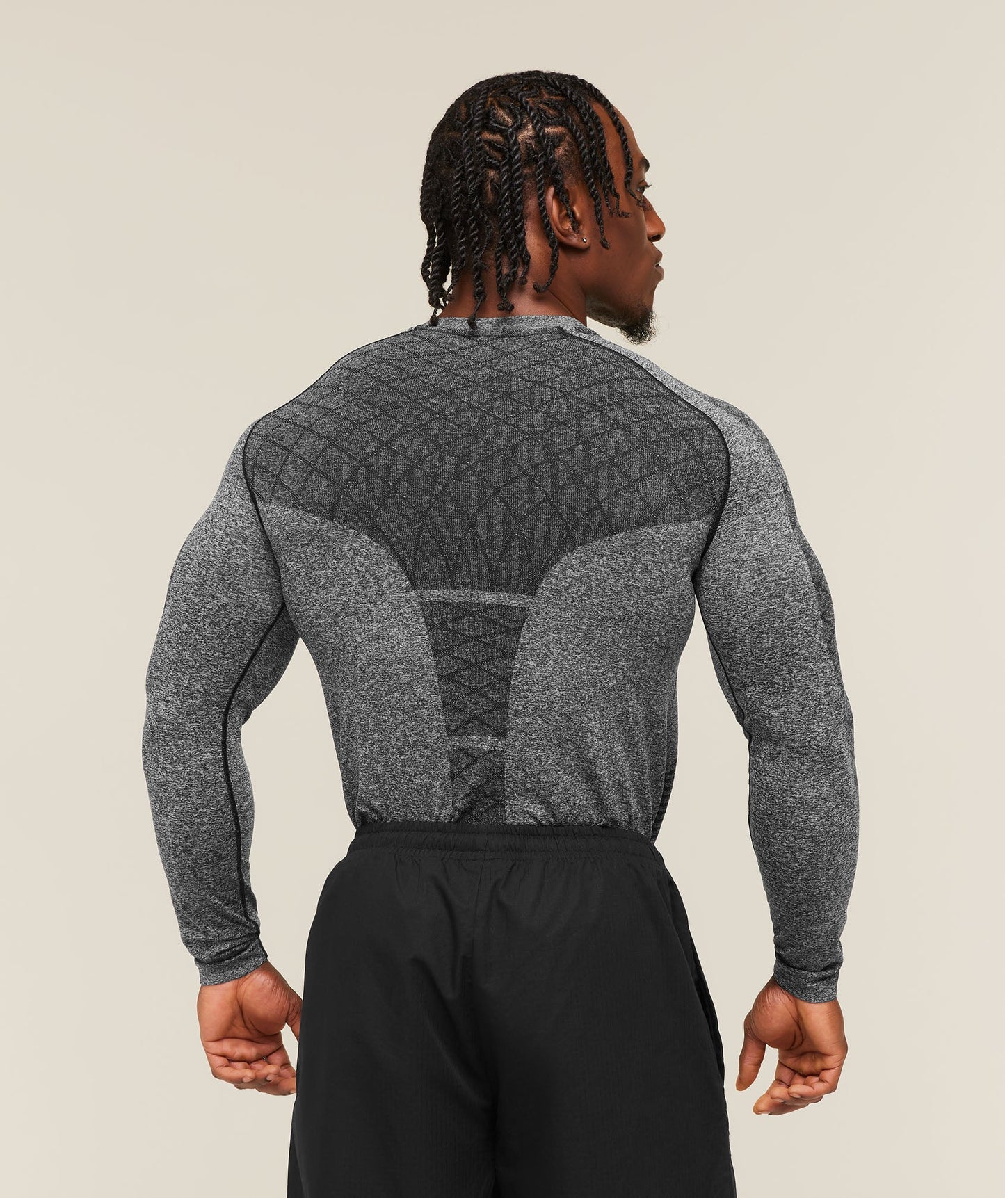 Devant Seamless Long Sleeve T-Shirt-BLACK